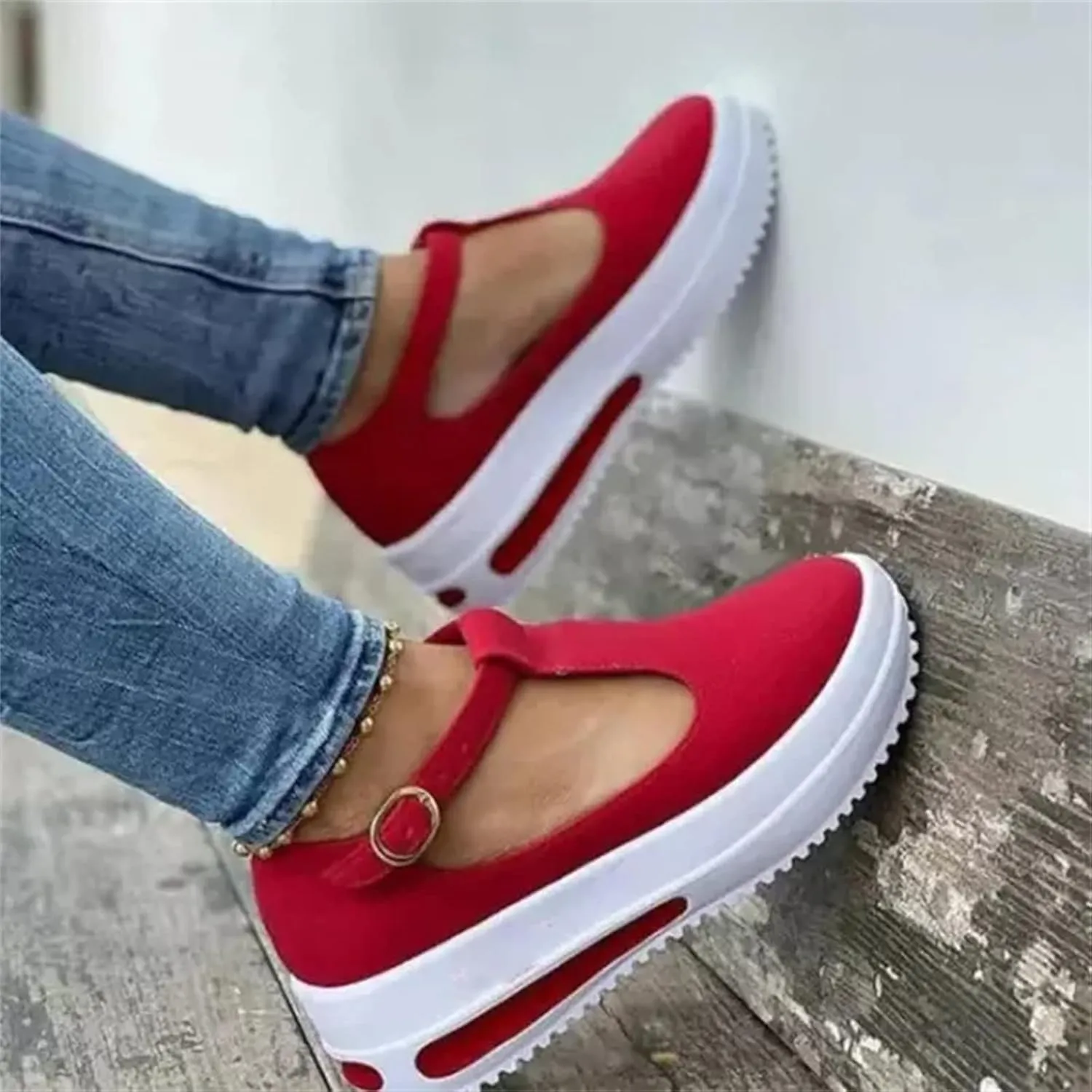 Lausiuoe Sneakers For Women Slip On Canvas Shoes Low Top Classic Casual Fashion Lightweight Comfortable Walking Flat Loafers