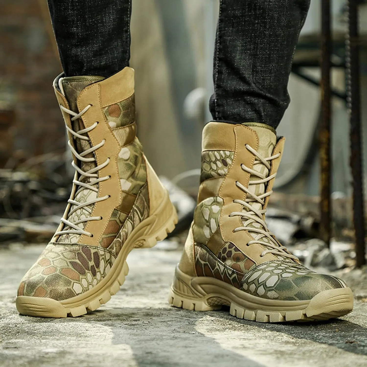 Men's Waterproof Hiking Boots Platform Round toe Lace-up Non-slip Camping Trail High Combat Boots Outdoor Desert Boots
