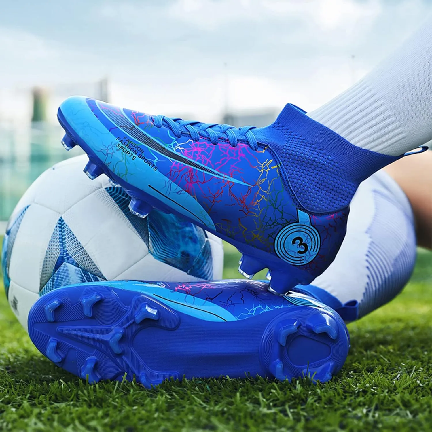 Mens Womens Soccer Cleats High-Tops Lace-Up Football Boots Shoes Classic Outdoor Professional Athletic Training Sneaker