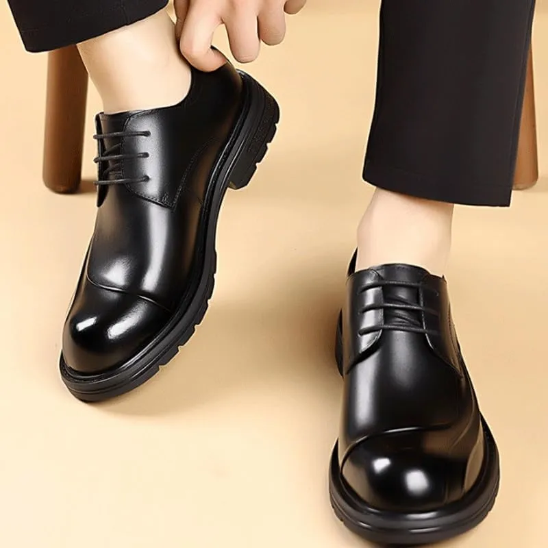 Modern Flex-Fit Leather Oxfords for Professional Men - Boardroom to Chapel Versatile Footwear