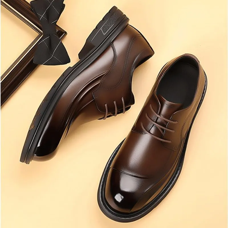 Modern Flex-Fit Leather Oxfords for Professional Men - Boardroom to Chapel Versatile Footwear