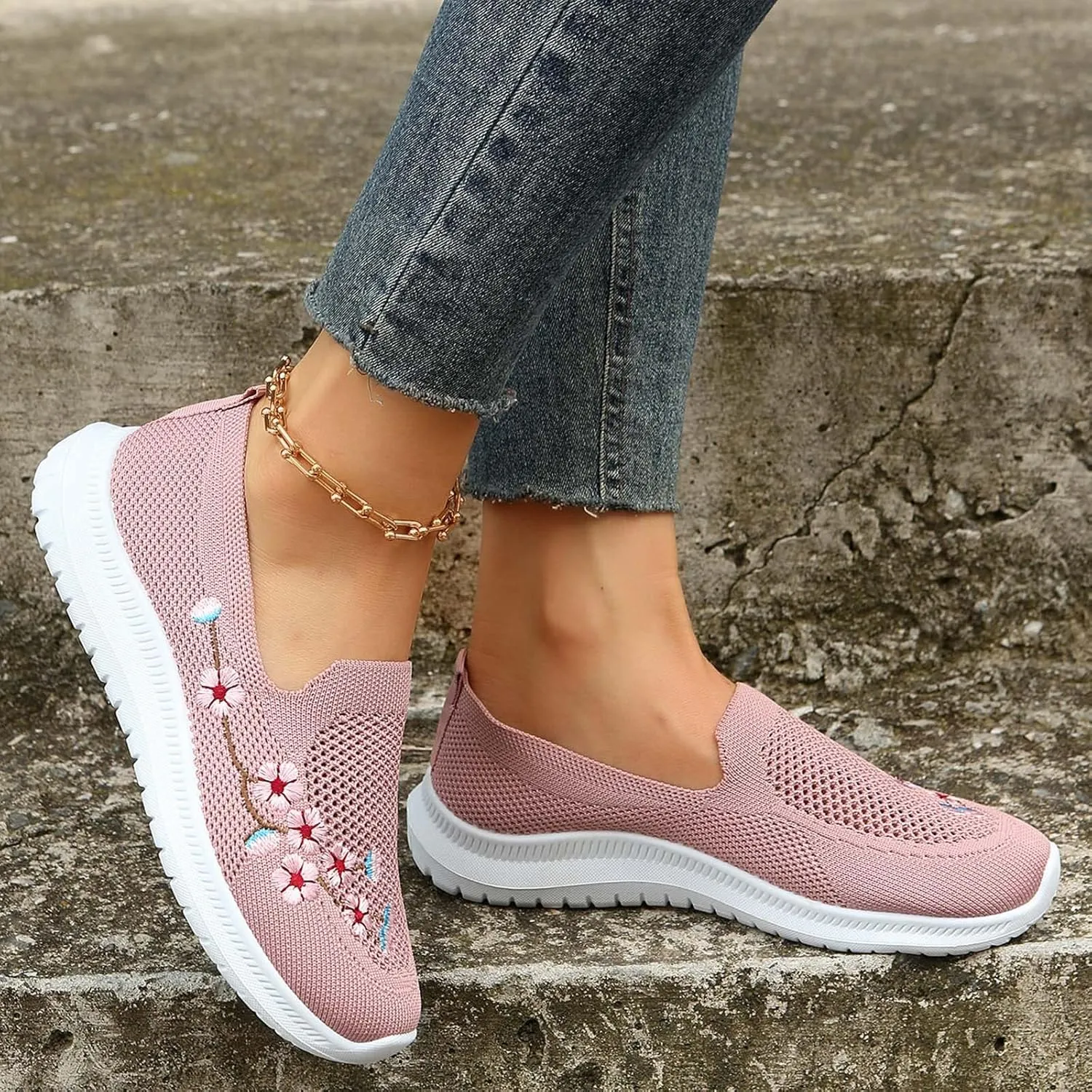Womens Slip On Loafers Casual Comfortable Walking Shoes Lightweight Canvas Sneakers Non Slip Flat Flats