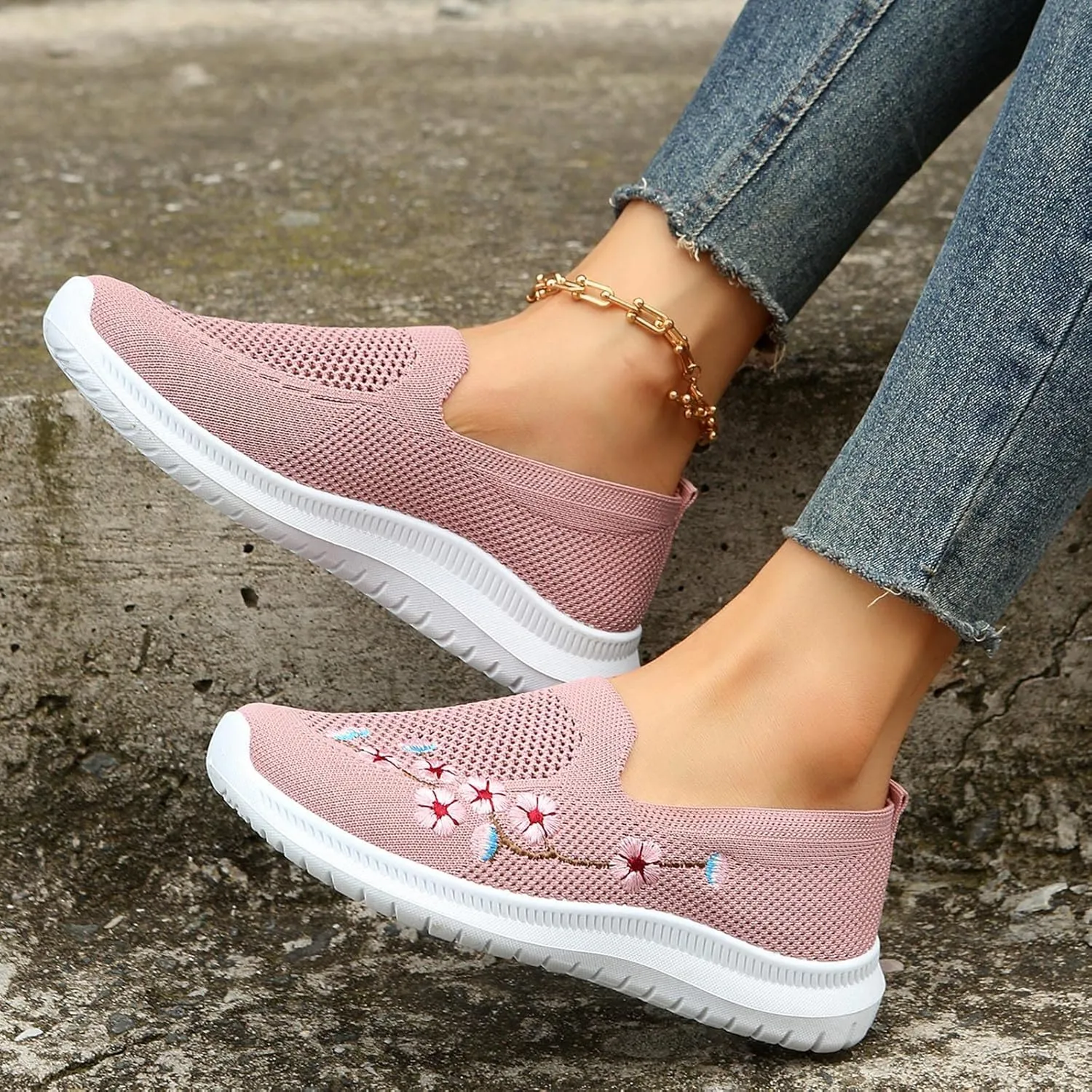 Womens Slip On Loafers Casual Comfortable Walking Shoes Lightweight Canvas Sneakers Non Slip Flat Flats