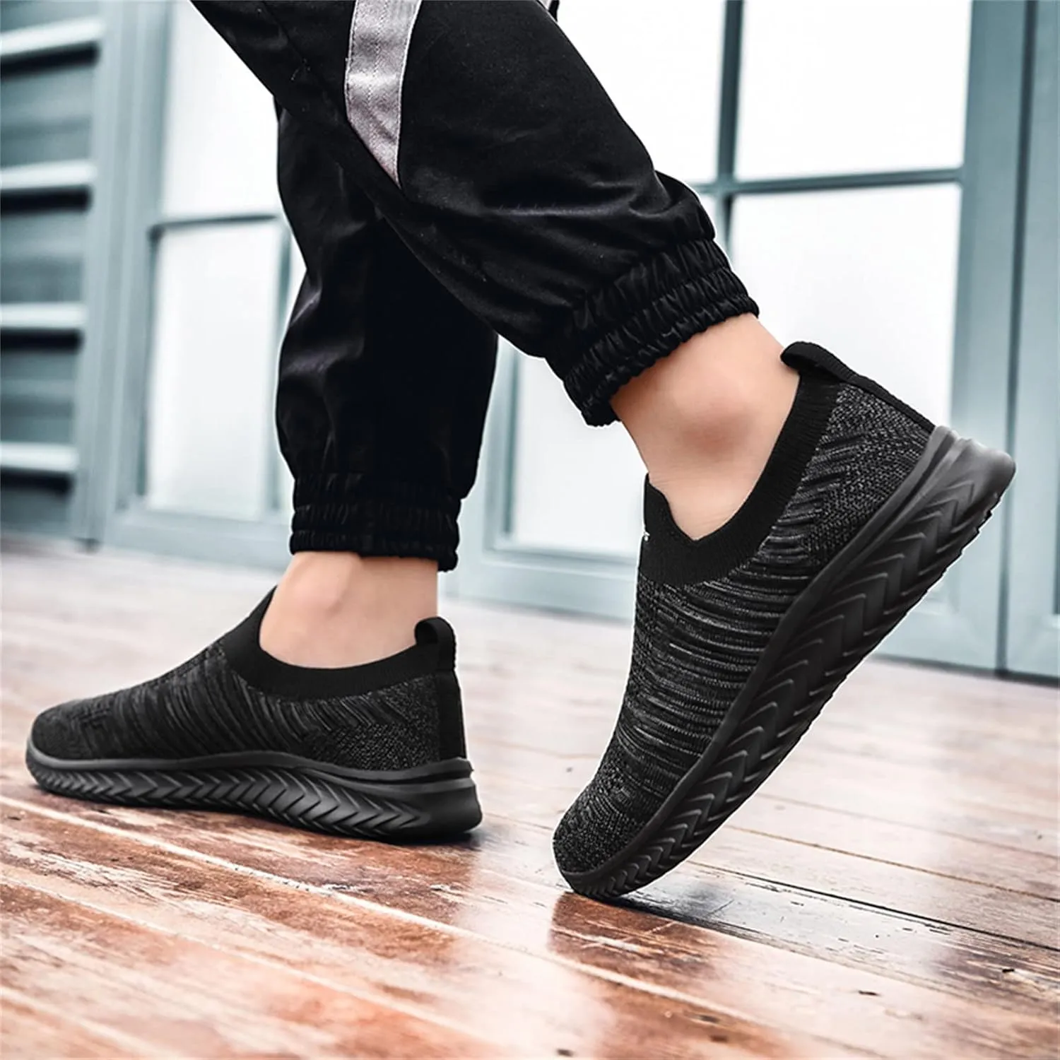 Women's Slip on Shoes Canvas Sneakers Loafers Non Slip Mens Dress Shoes Fashion Women's Shoes Casual Slip On Sneakers Tennis Shoe White Loafers