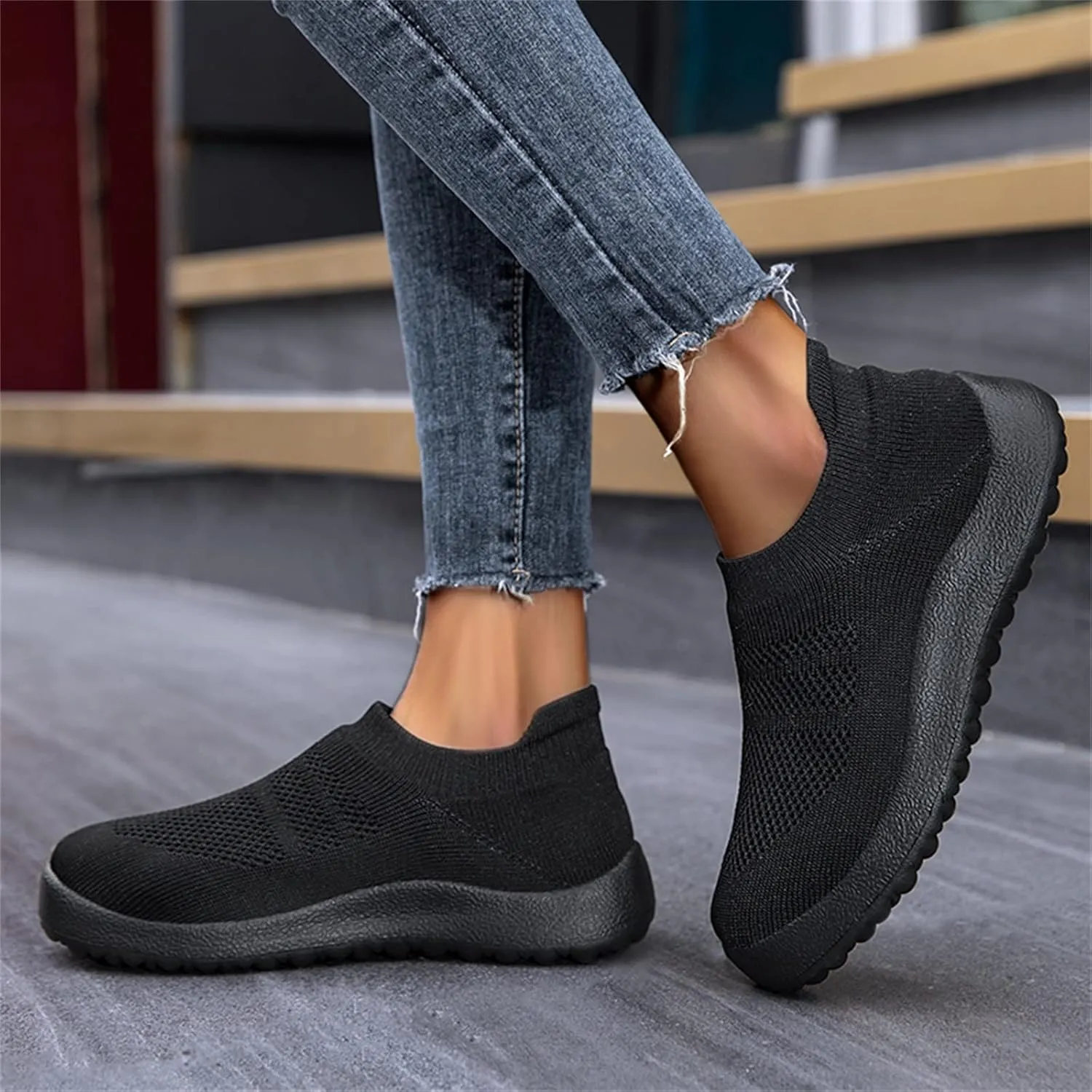 Womens Slip on Walking Shoes Comfort Lightweight Womens Running Shoes Comfortable Casual Shoes for Fall Casual Sneakers Waterproof Tennis Shoe Trainers Shoe